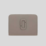 MARC JACOBS The Covered J Marc Mini Compact Wallet Cement 2S4SMP007S02