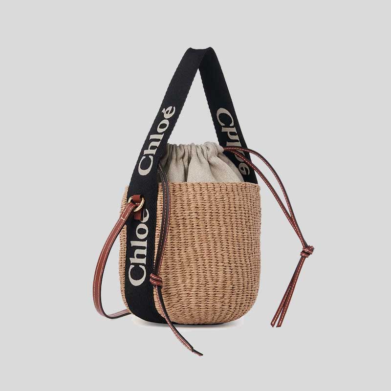 CHLOE Small Woody Basket In Natural Fibers Black/Beige CHC23AS381L18915